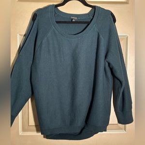Torrid Women’s Dark Green Scoop Neck Sweater With Open Sleeves Size 3